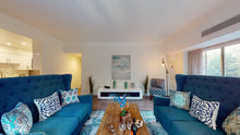 Load image into Gallery viewer, WEST LA STAGING BOUNCE
