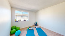 Load image into Gallery viewer, WEST LA STAGING BOUNCE
