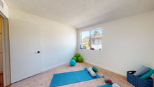 Load image into Gallery viewer, WEST LA STAGING BOUNCE

